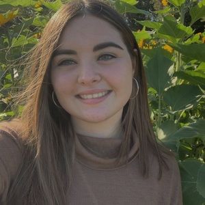 Meet your Posher, Brianna